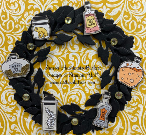 AstheInkdries-HalloweenWreath2-close